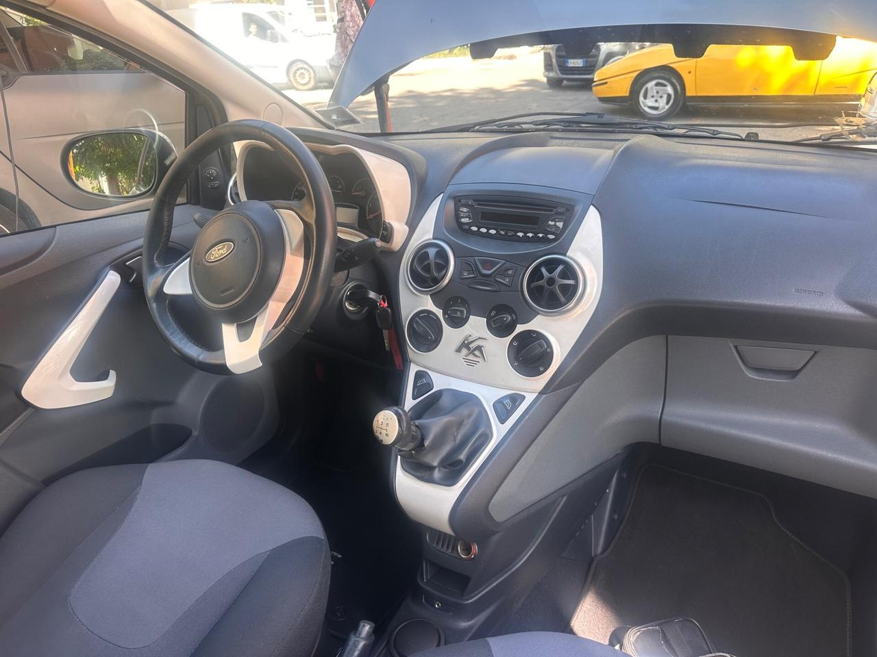 Ford Ka 1.2 8V 69CV Titanium