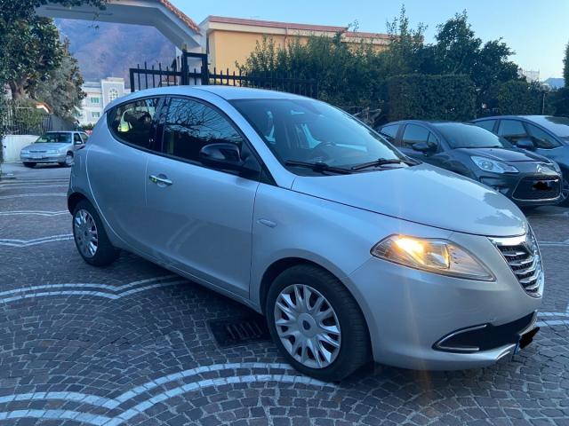 LANCIA Ypsilon 1.3 MJT 16V 95 CV 5 porte S&S Silver