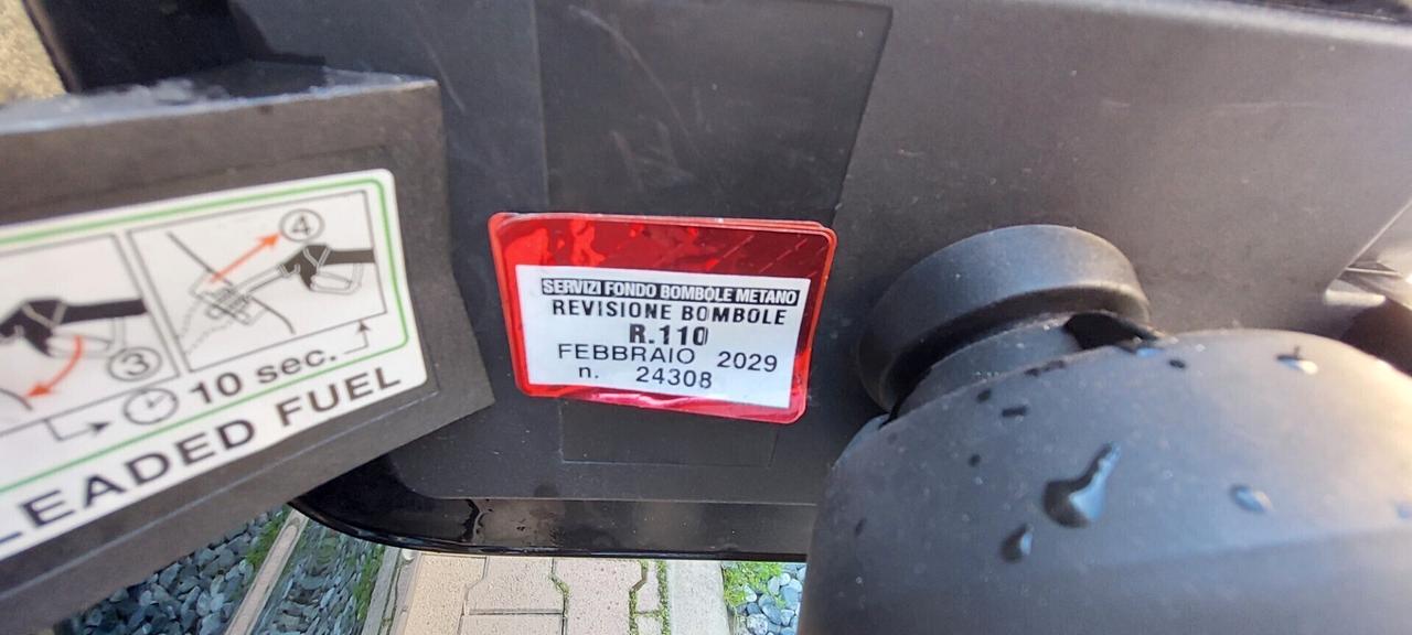 PANDA 900 NATURAL POWER METANO DI SERIE X NEOPATENTATI LEGA IMPECCABILE NUOVA