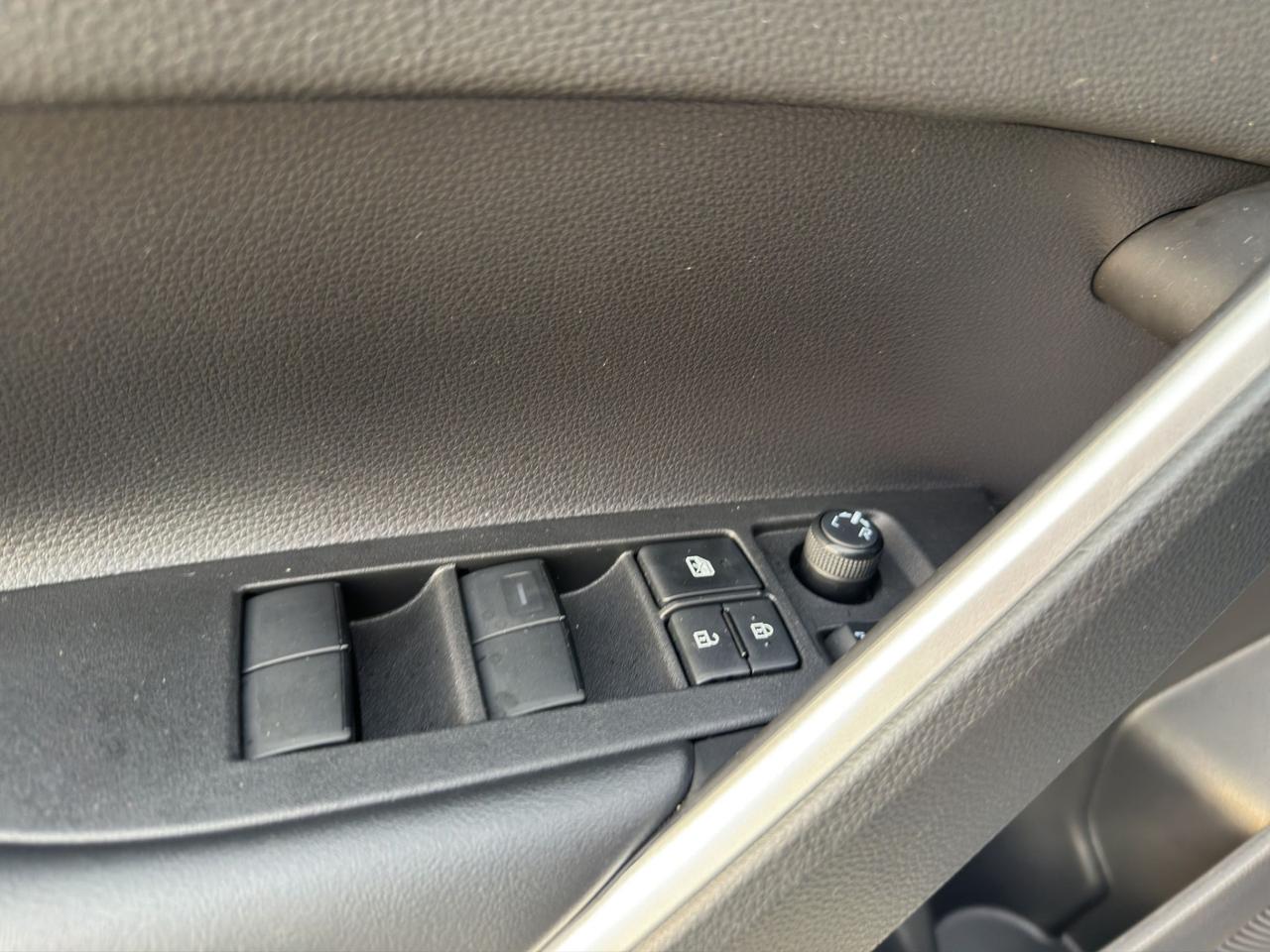 Toyota Corolla Cross 1.8h Trend fwd 140cv e-cvt