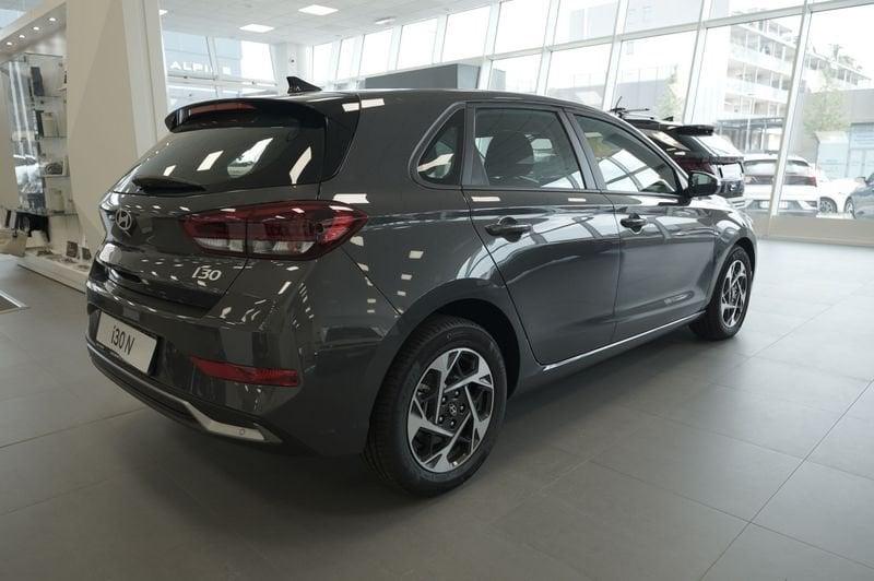 Hyundai i30 5DR PE 1.0T 100CV DCT 48V BUSINESS