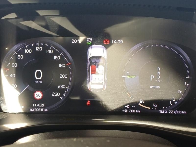 VOLVO XC40 T5 Plug-in Hybrid auto Recharge Inscription Expression