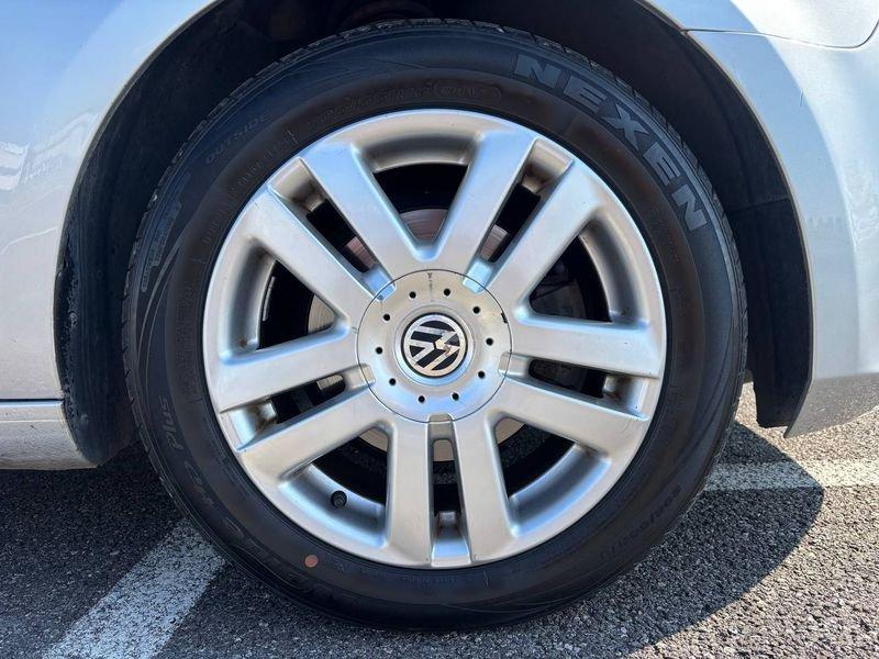 Volkswagen Golf NEOP. 1.6 Diesel 105cv
