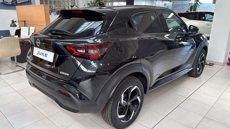 Nissan Juke 1.6 HEV Acenta Auto + look pack