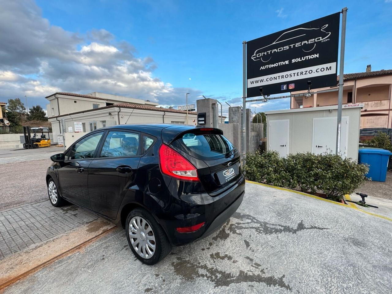 FORD FIESTA 5 PORTE - NEOPATENTATI
