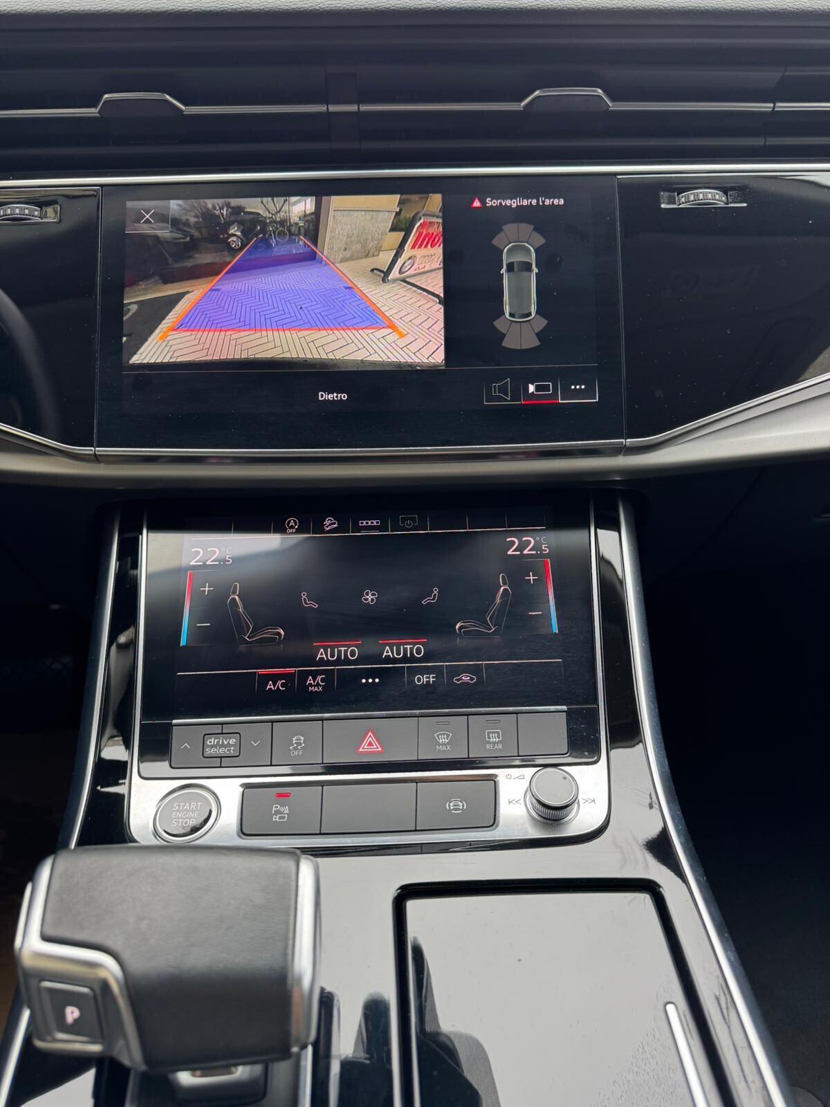 Audi Q8 45 TDI quattro tiptronic MHEV