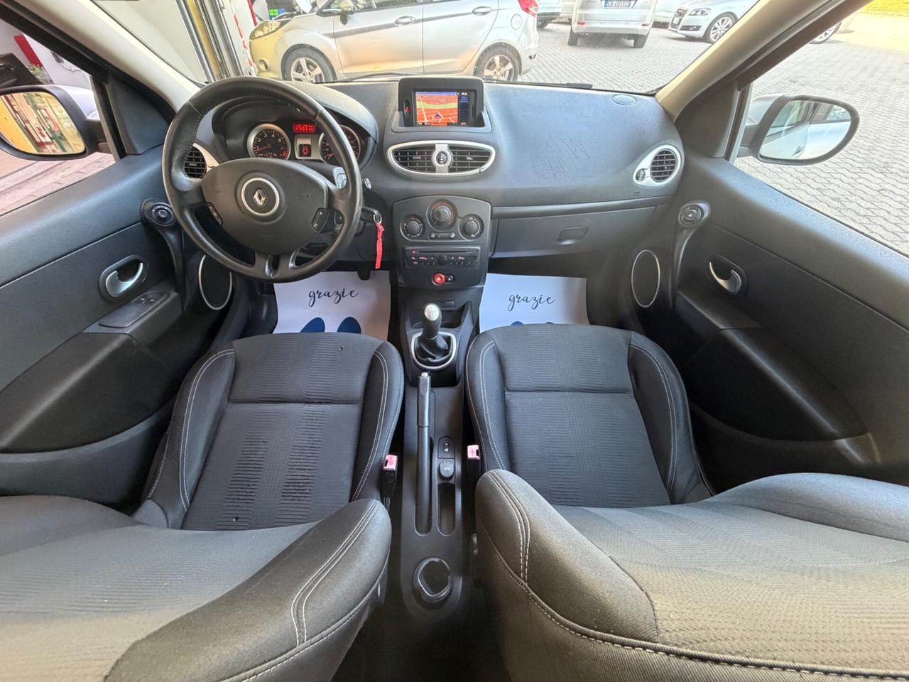 Renault Clio 1.2 16V SporTour Luxe