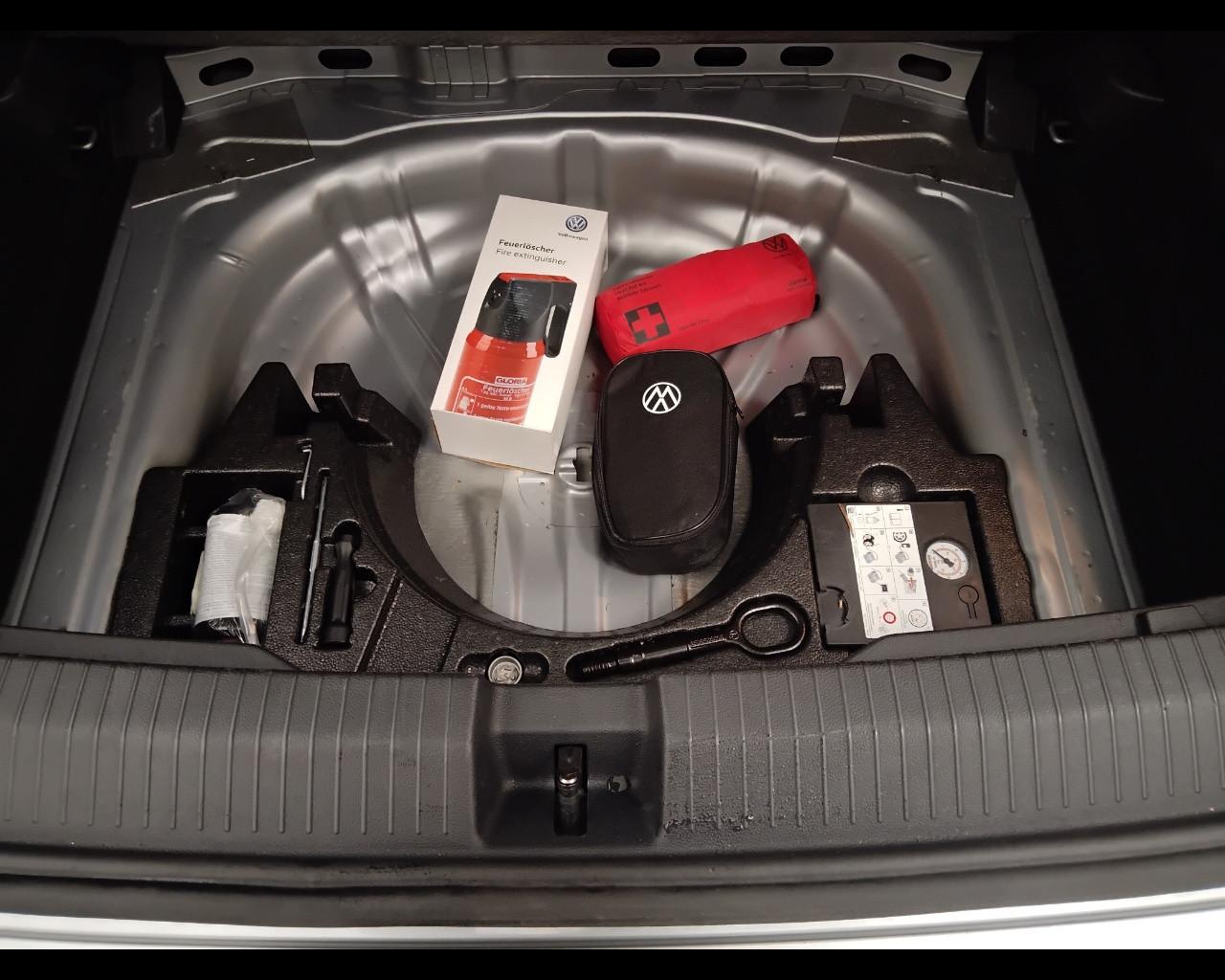 VOLKSWAGEN T-Roc I 2022 - T-Roc 2.0 tdi R-Line 150cv dsg