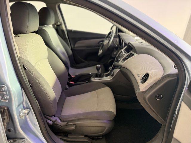 CHEVROLET Cruze 1.6 4 porte LS