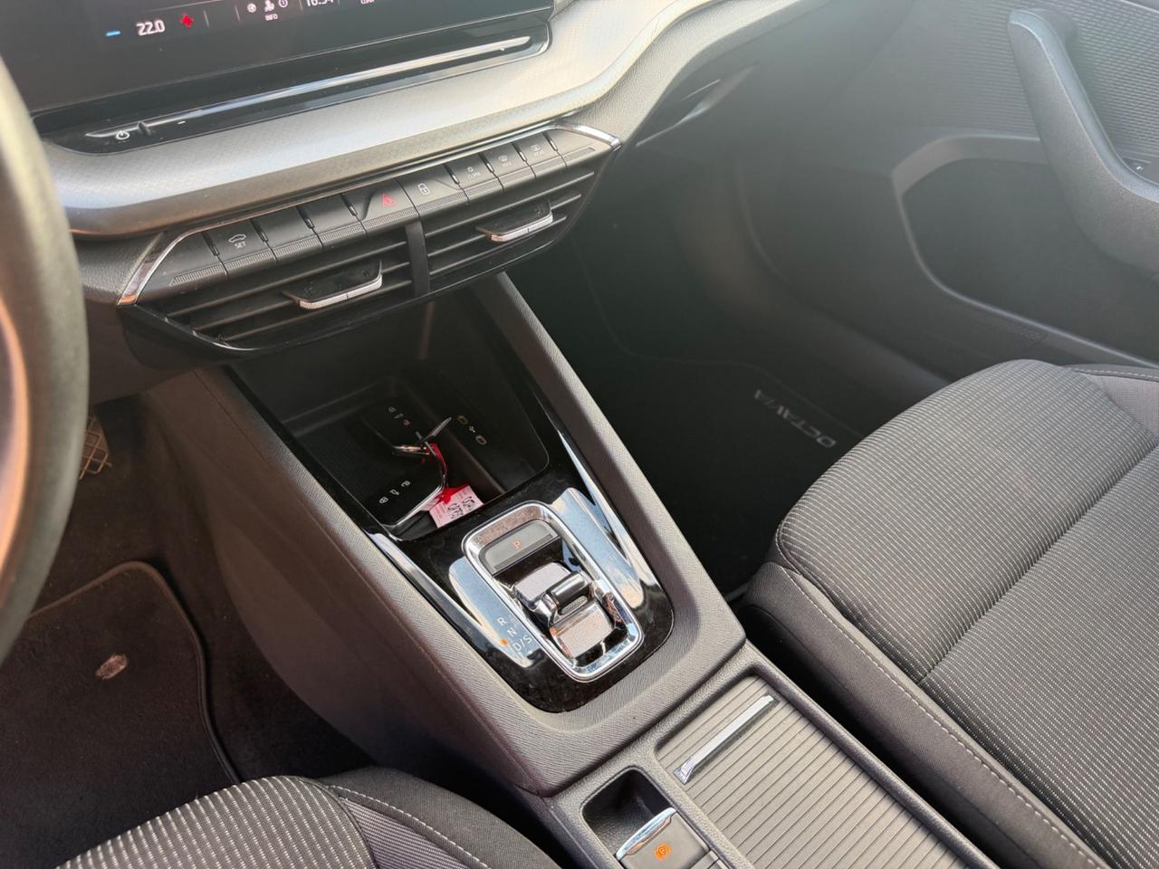 Skoda Octavia 2.0 TDI EVO SCR DSG Wagon Style