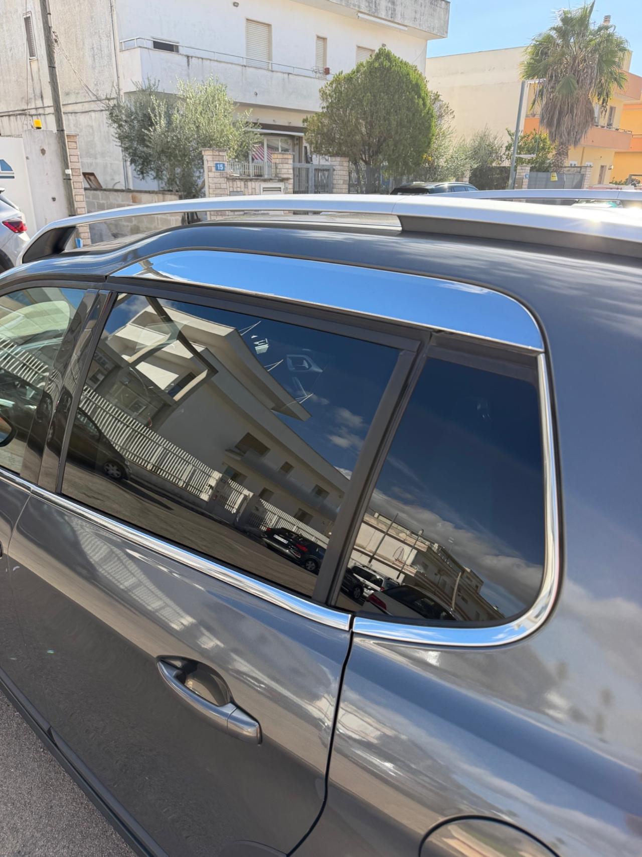 Peugeot 2008 ALLURE 1.5 100 cv-2018/NAVI/PELLE