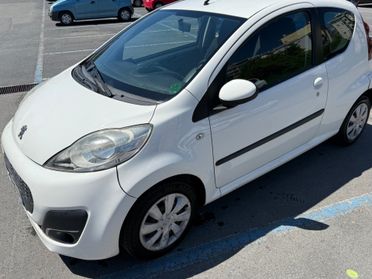 Peugeot 107 1.0 68CV 5p. AUTOMATICA