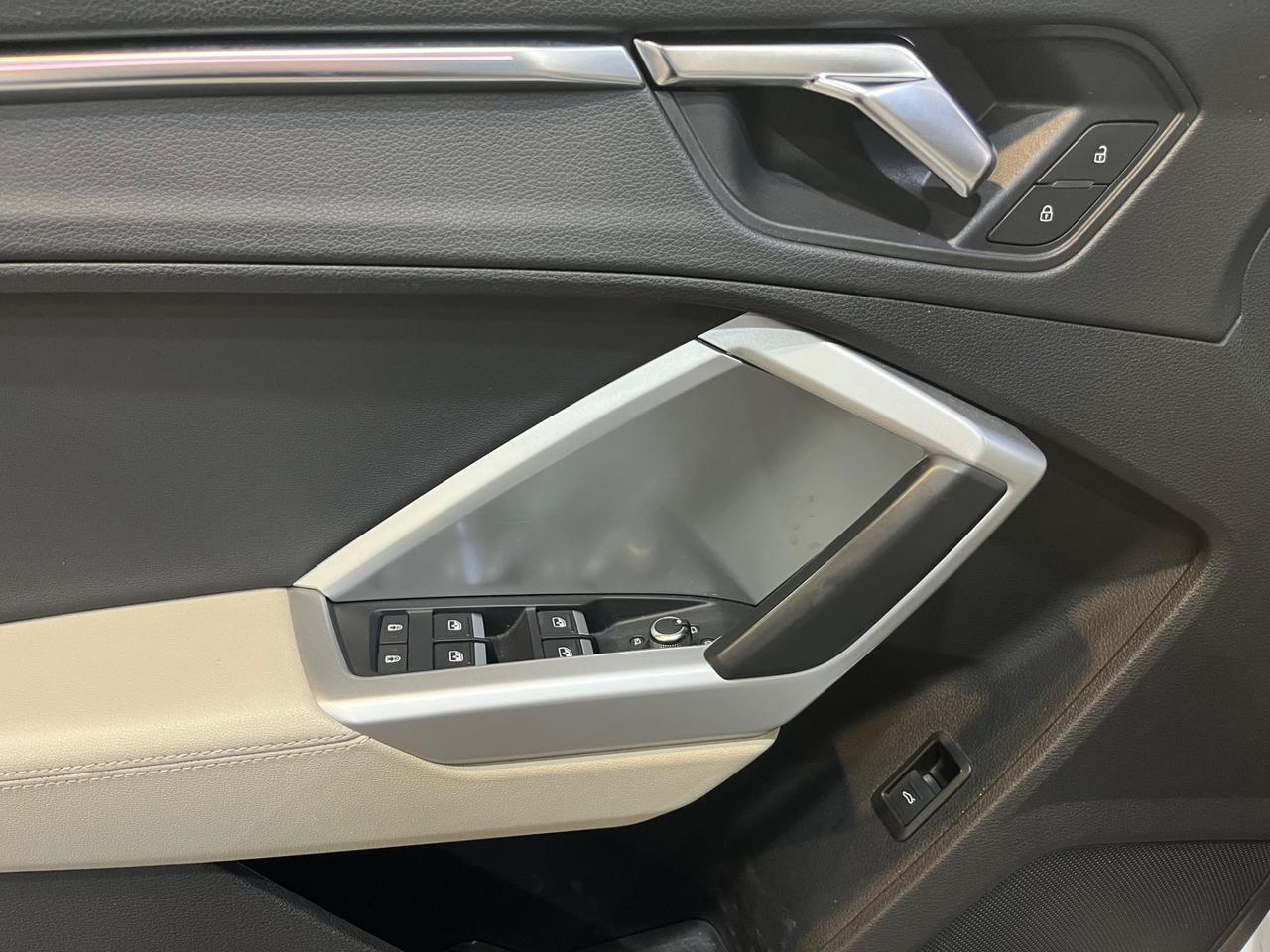 Audi Q3 Sportback 2.0 Business Plus 190cv quattro