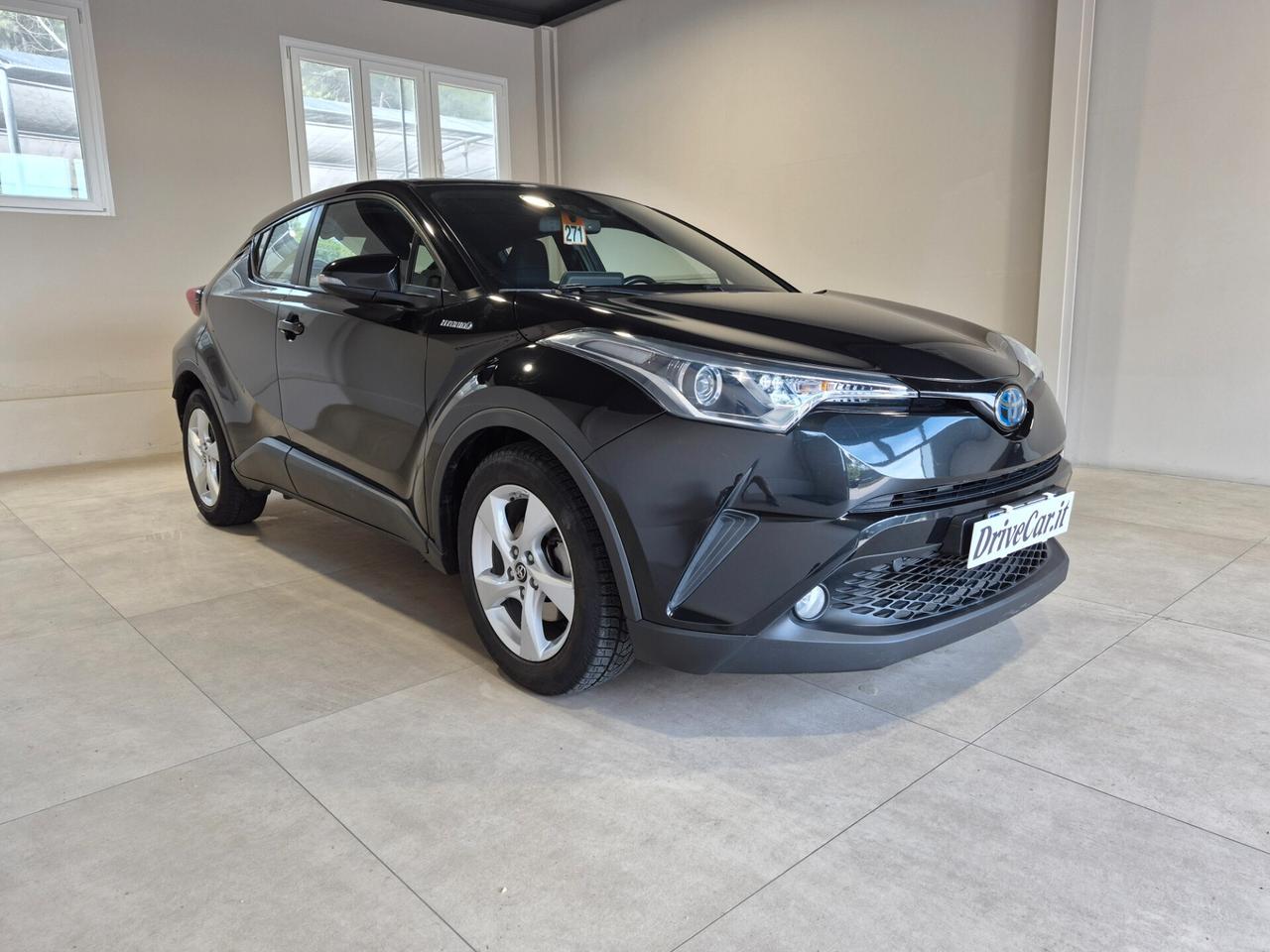 Toyota C-HR 1.8H E-CVT *24 MESI DI GARANZIA* LEDI NAVI RETROCAM. SEDILI RISC.