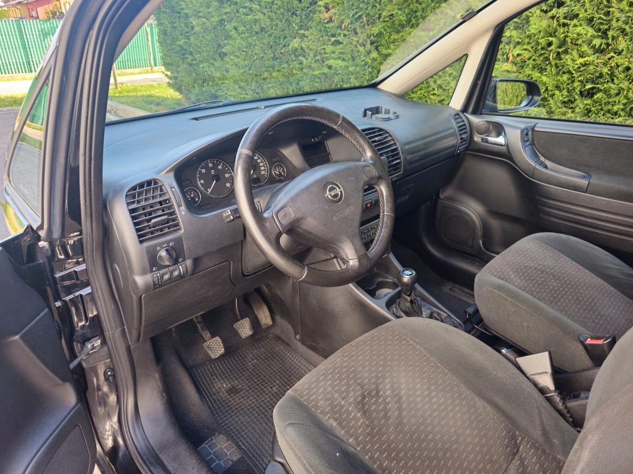 Opel Zafira 2.2 16V DTI cat Elegance