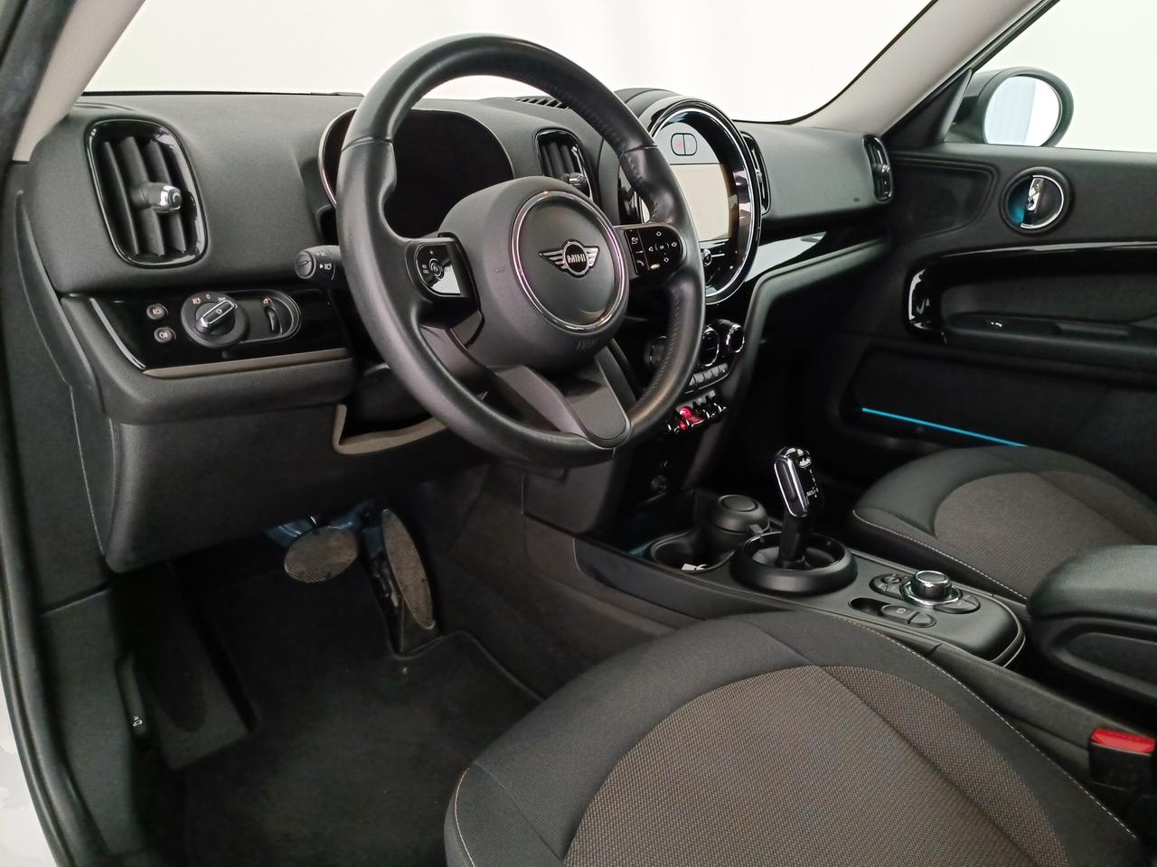 MINI Mini Countryman 1.5 Cooper Essential auto