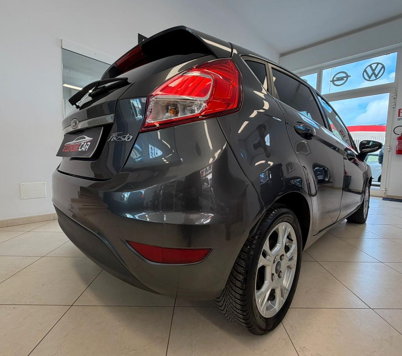 Ford Fiesta 1.5 TDCi 75CV 5 porte Titanium