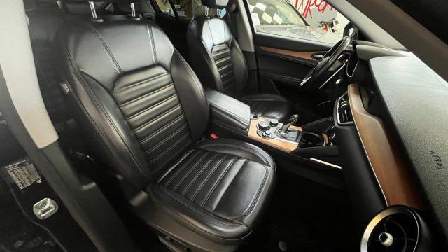 ALFA ROMEO Stelvio 2.2 Turbodiesel 210 CV AT8 Q4 Executive- PR VERO
