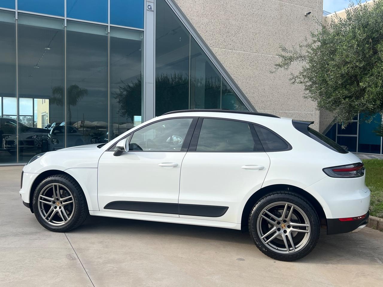 Porsche Macan 2.0 245cv pdk