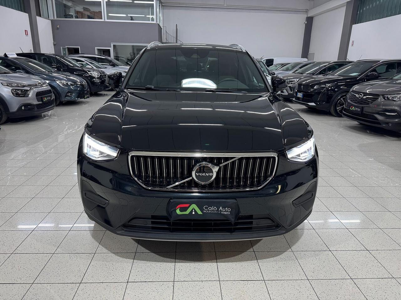 XC40 T4 Plug-in Hybrid Core VETRI SCURI BELLA