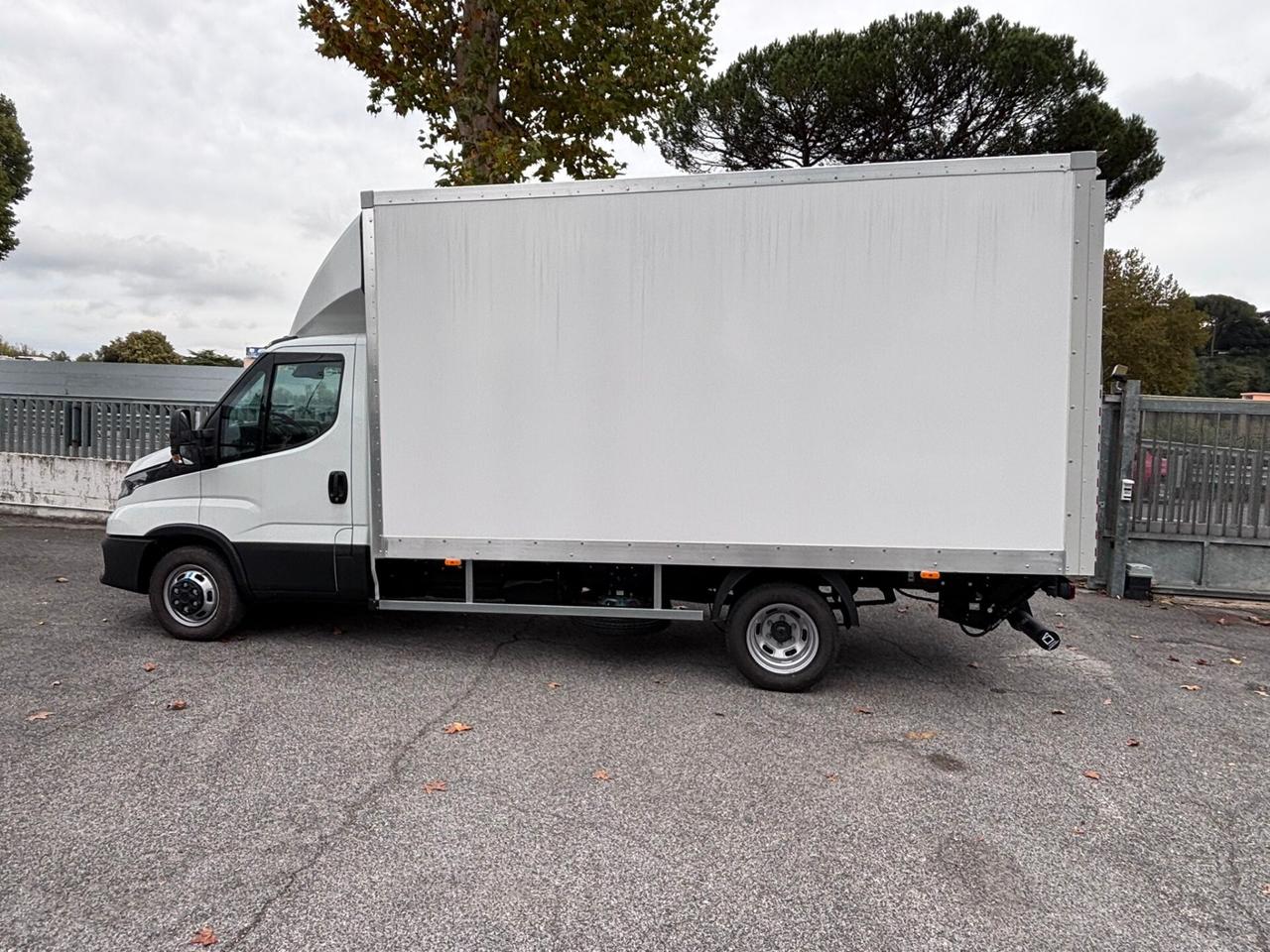 Iveco daily 35C160 motore 3000 furgone e sponda