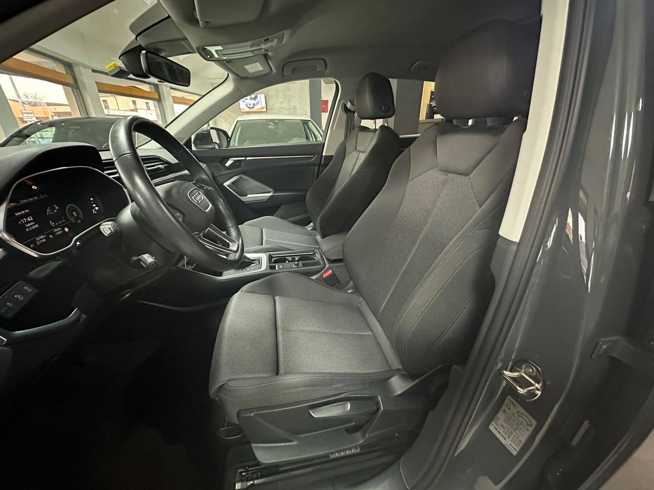 Audi Q3 Business Advanced 2.0 35 TDI #9495