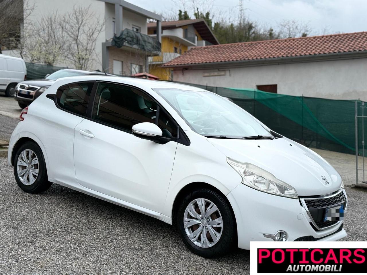 Peugeot 208 1.2 80 CV 3p. GPL Access