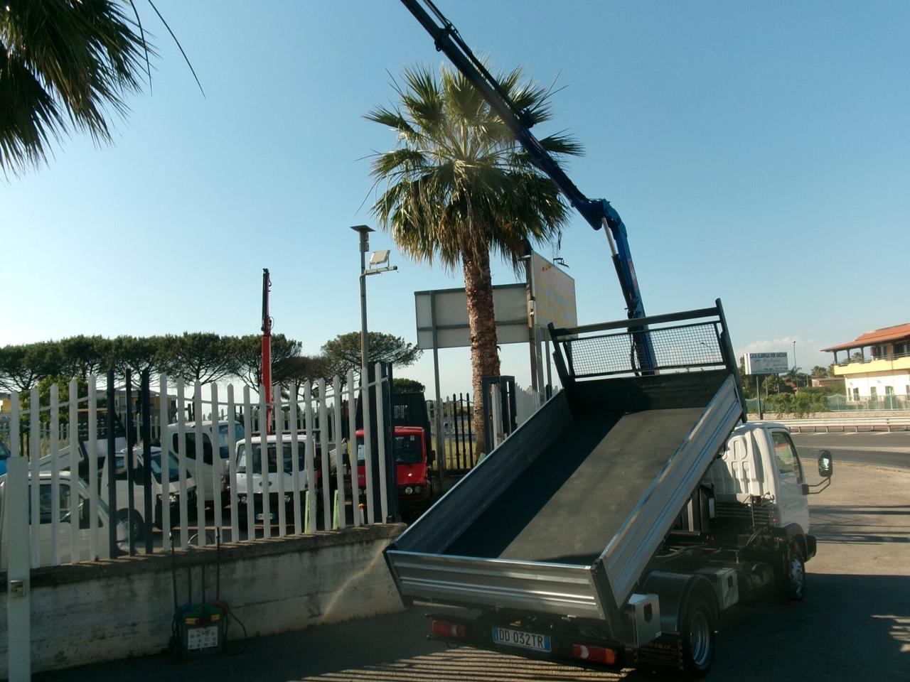 Nissan Cabstar 35-13 3000 130CV GRU PM 2523 3 SFILI RIBALTABILE TRILARALE