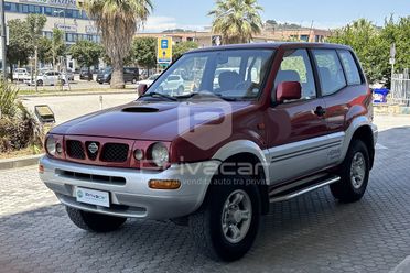 NISSAN Terrano II 2.7 Tdi 3 porte SE