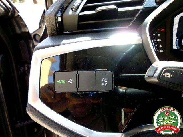 AUDI Q3 35 TDI S line edition