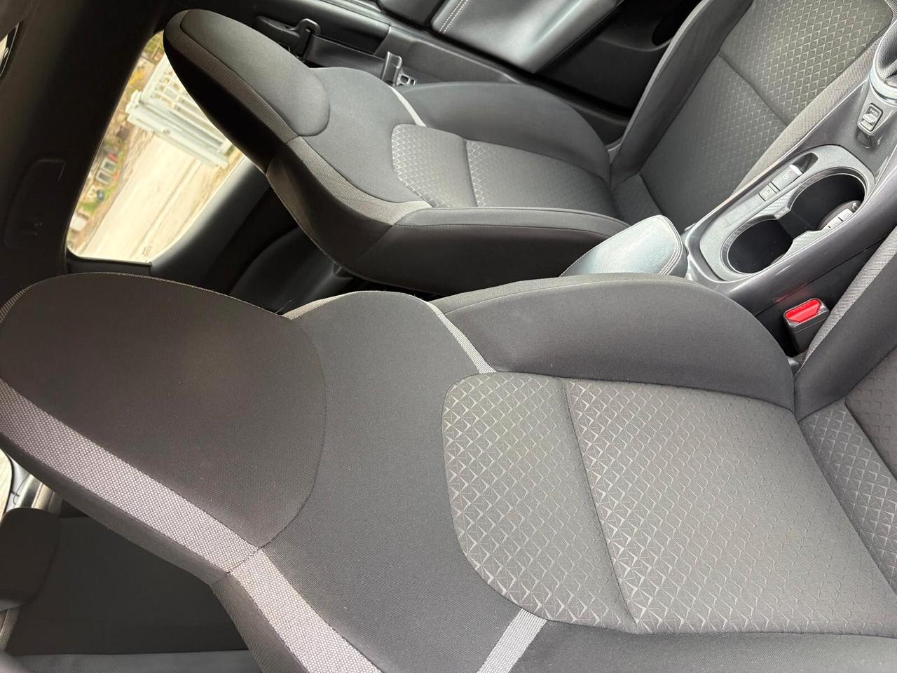 Nissan Juke 1.0 DIG-T 114 CV N-Connecta