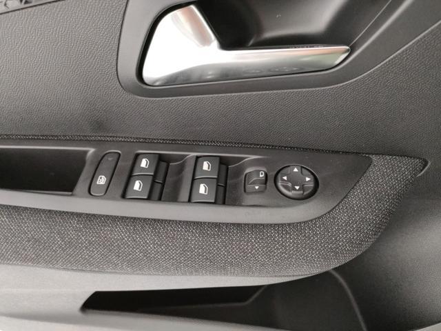 PEUGEOT 208 Hybrid 110 e-DCS6 Style - AUTOMATICA