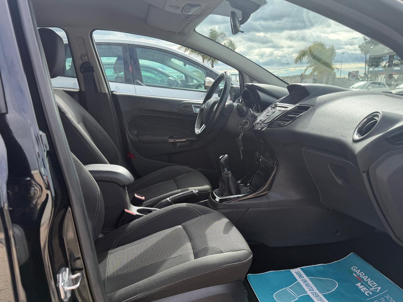 Ford Fiesta 1.5 TDCi 75CV 5 porte Titanium