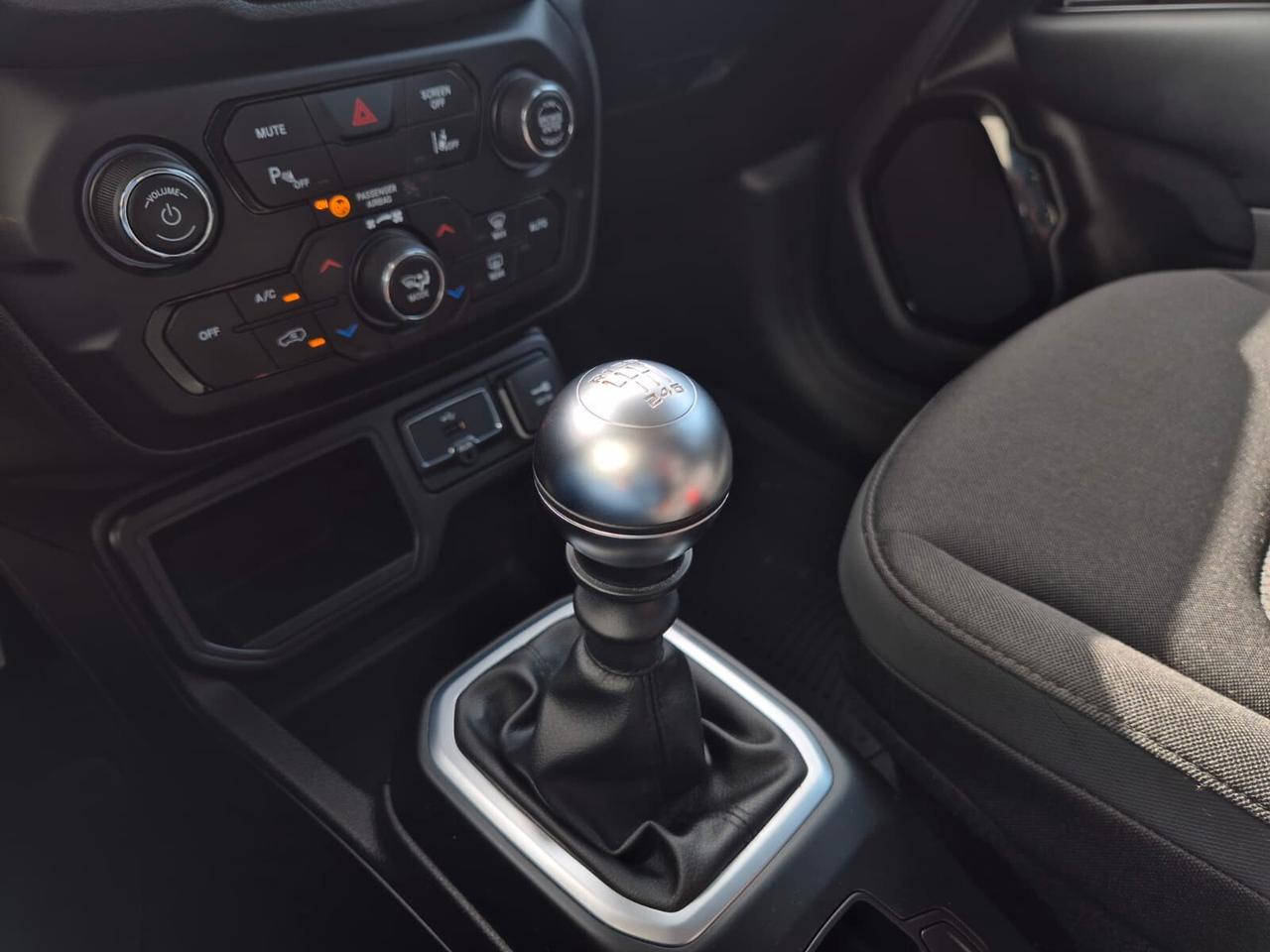 Jeep Renegade 1.6 Mjt 130CV Night Eagle