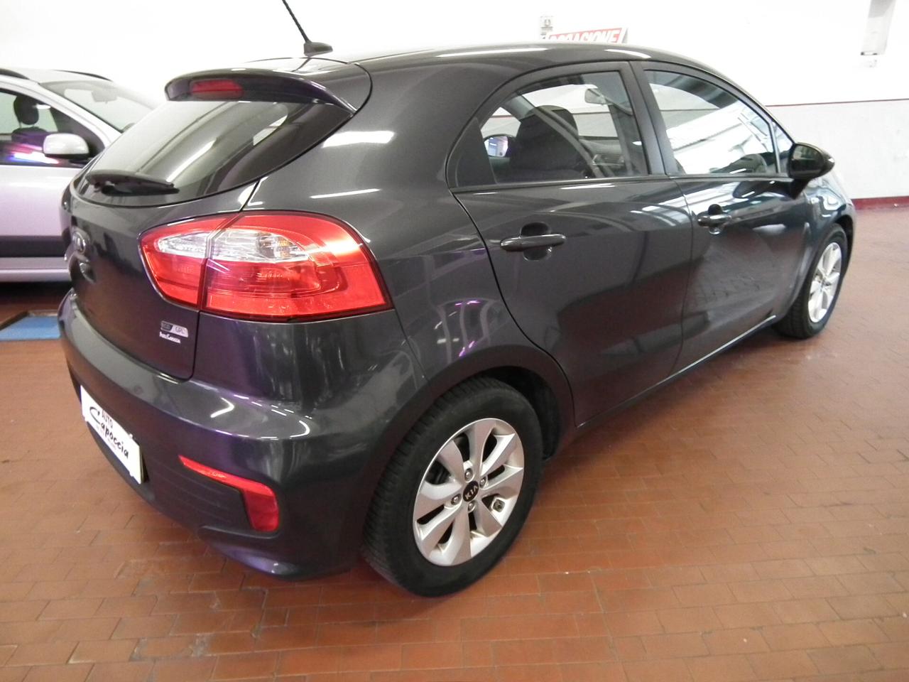 Kia Rio 1.2 BZ/GPL BOMBOLA GPL NUOVA ! NAVI TELECAMERA TELEFONO NEOPATENTATI !