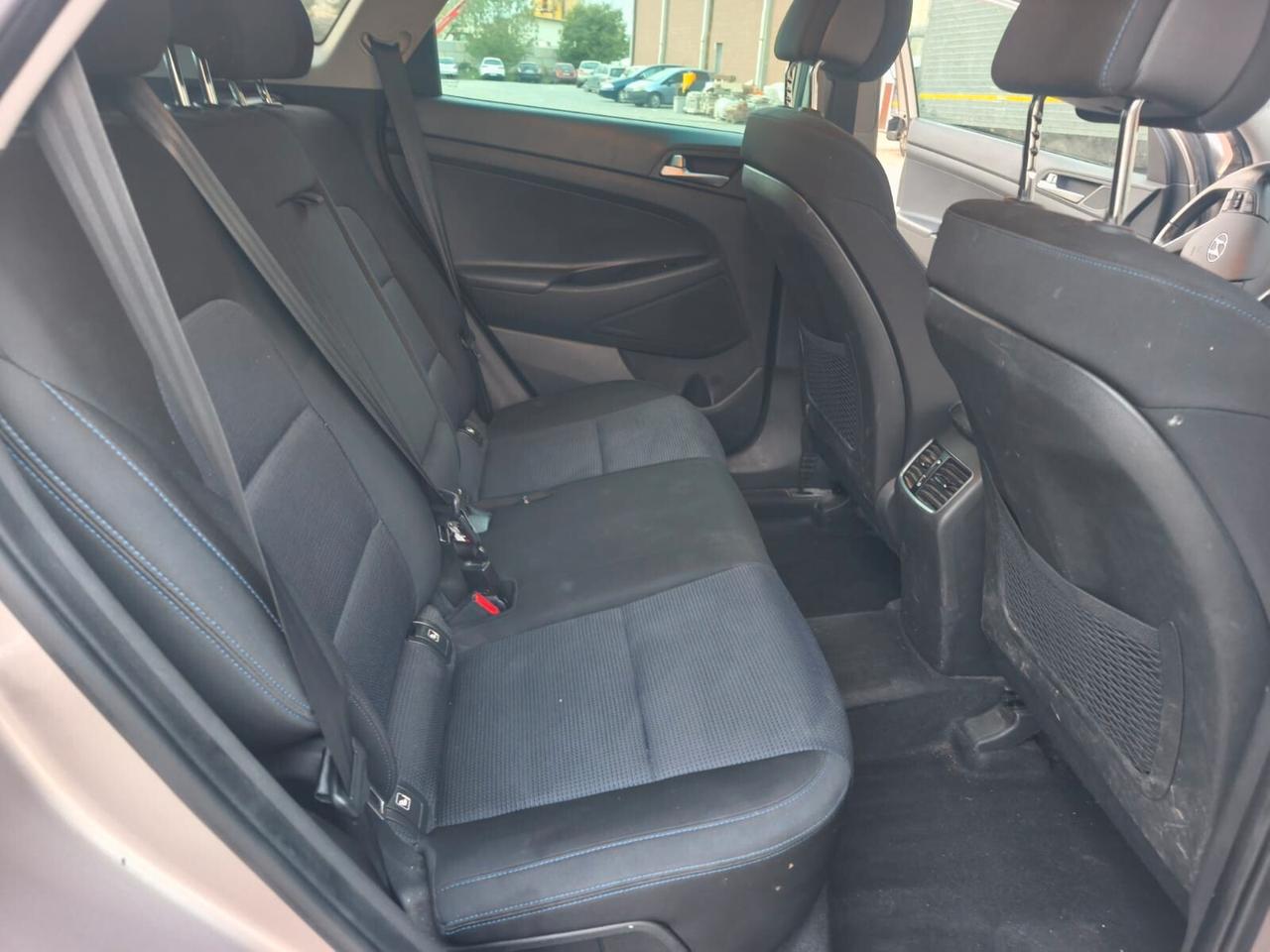 Hyundai Tucson 2016---1.6 Benzina