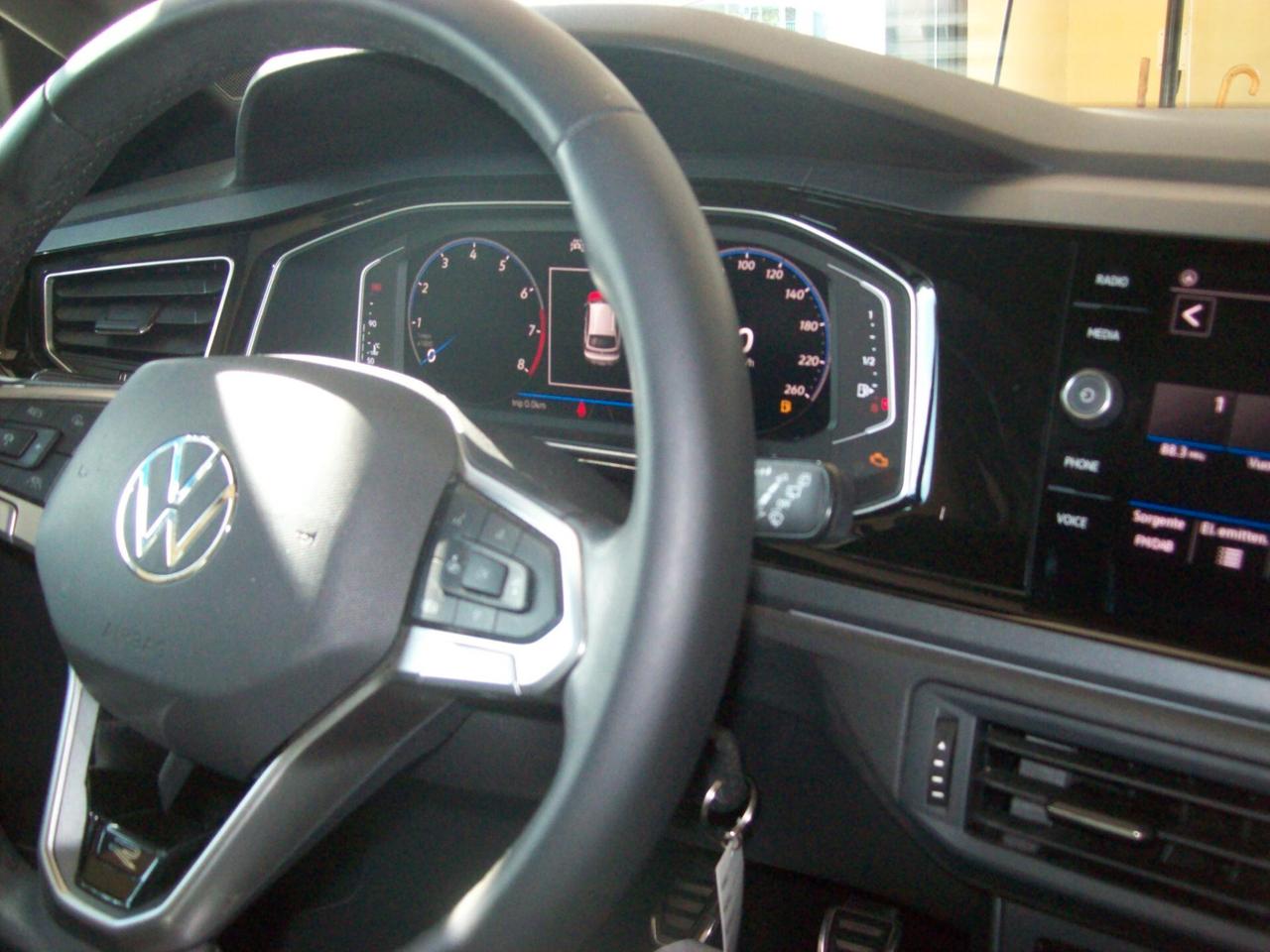 Volkswagen Taigo 1.0 TSI 110 CV R-Line