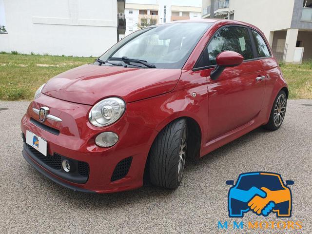 ABARTH 500 1.4 Turbo T-Jet Custom