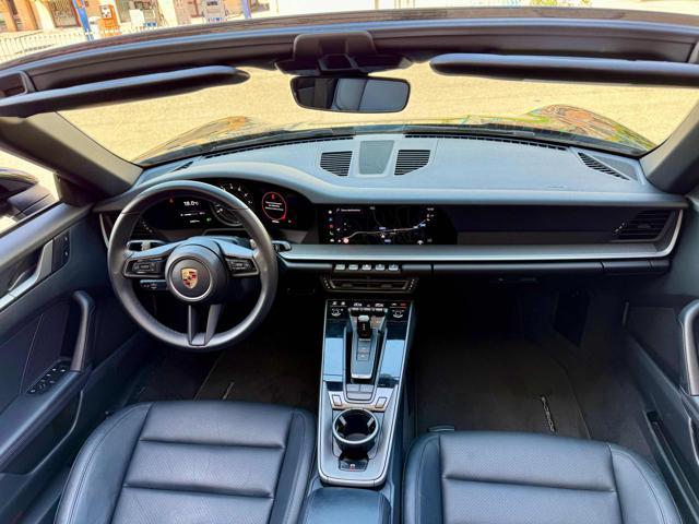 PORSCHE 911 Carrera Cabriolet