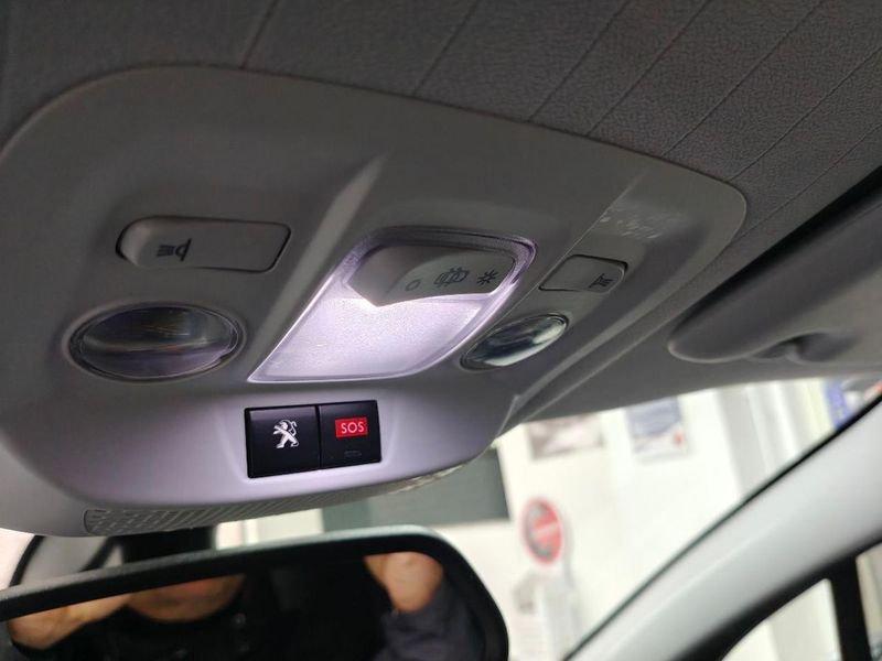 Peugeot 2008 1° serie PureTech 82 Allure + GPL 800€