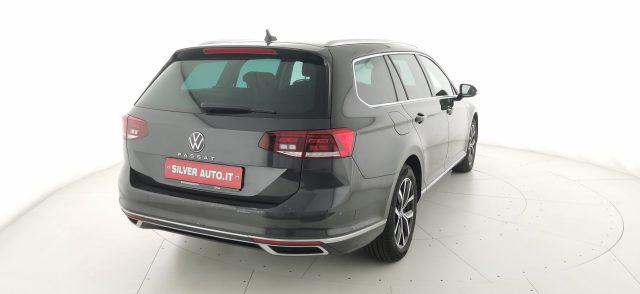 VOLKSWAGEN Passat Variant 2.0 TDI SCR EVO DSG Executive
