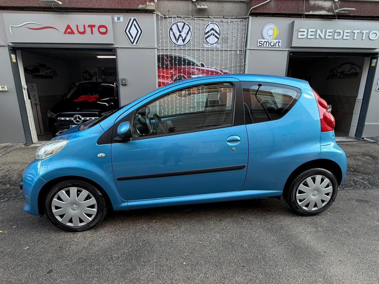 Peugeot 107 1.0 68CV 3p. Sweet Years 2008