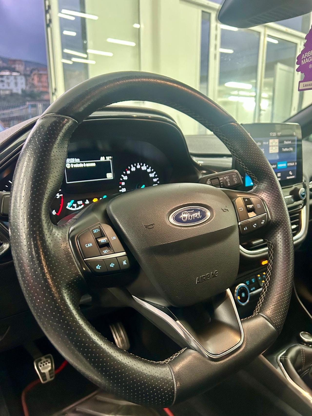 Ford Fiesta 1.5 TDCi ST LINE finanziabile