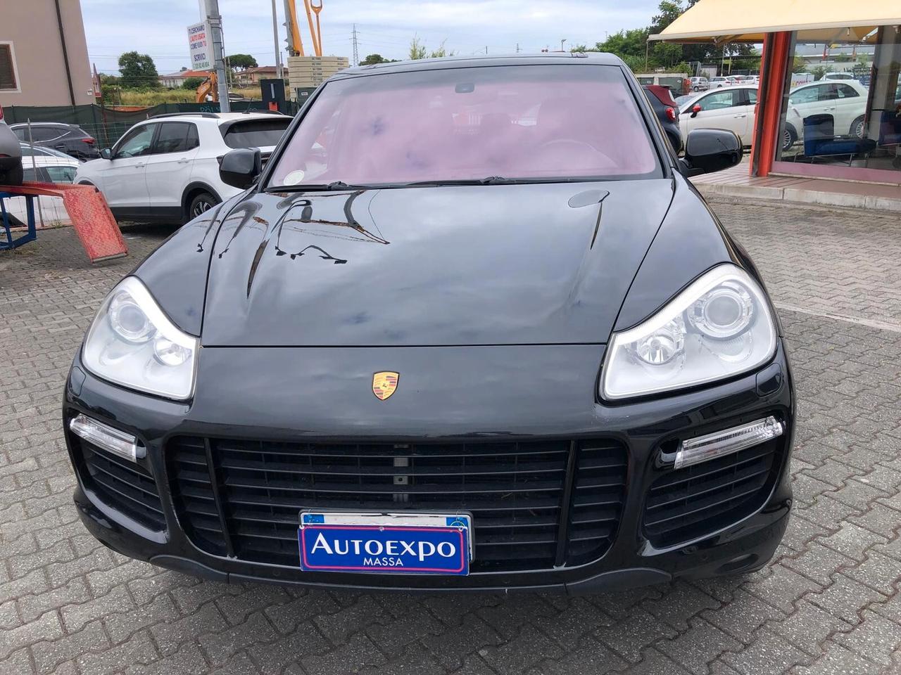 Porsche Cayenne 4.8 Turbo