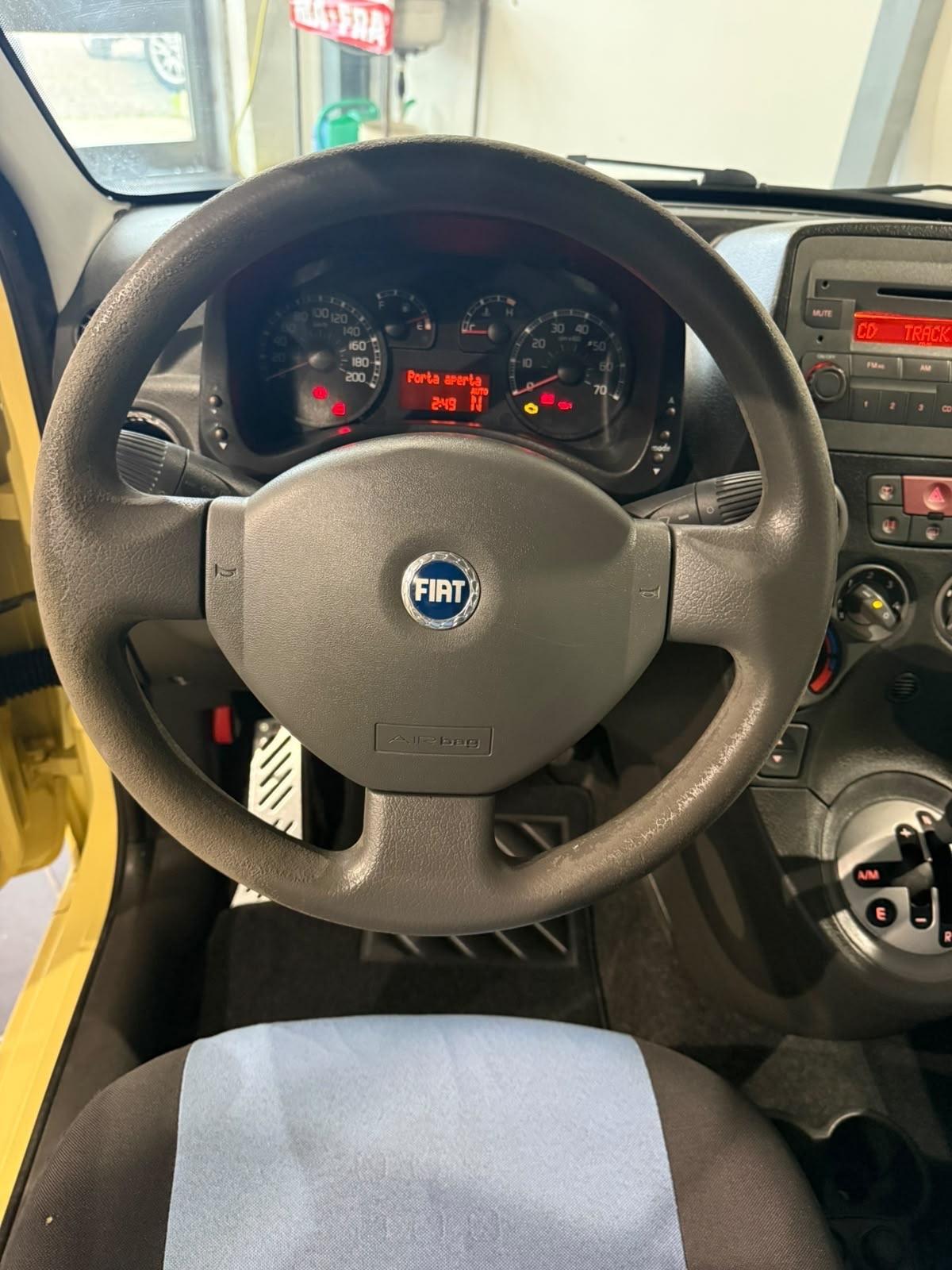 Fiat Panda 1.2 -AUTOMATICA-NEOPATENTATI