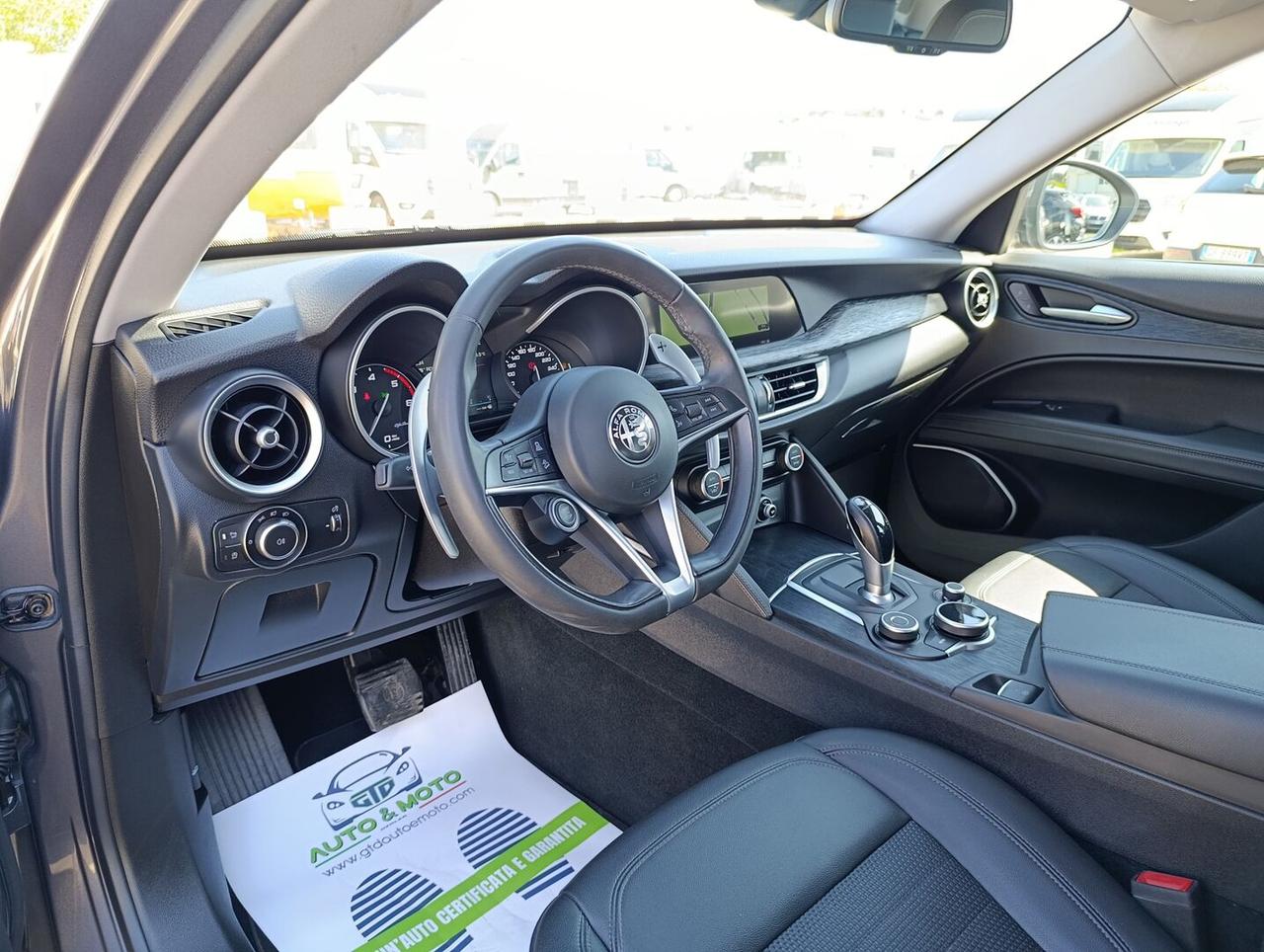 Alfa Romeo Stelvio 2.2 t Business Q4 210cv auto my19