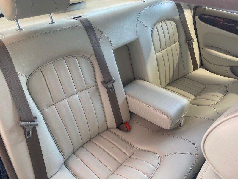 Jaguar Xj Sovereign 3.2 cat