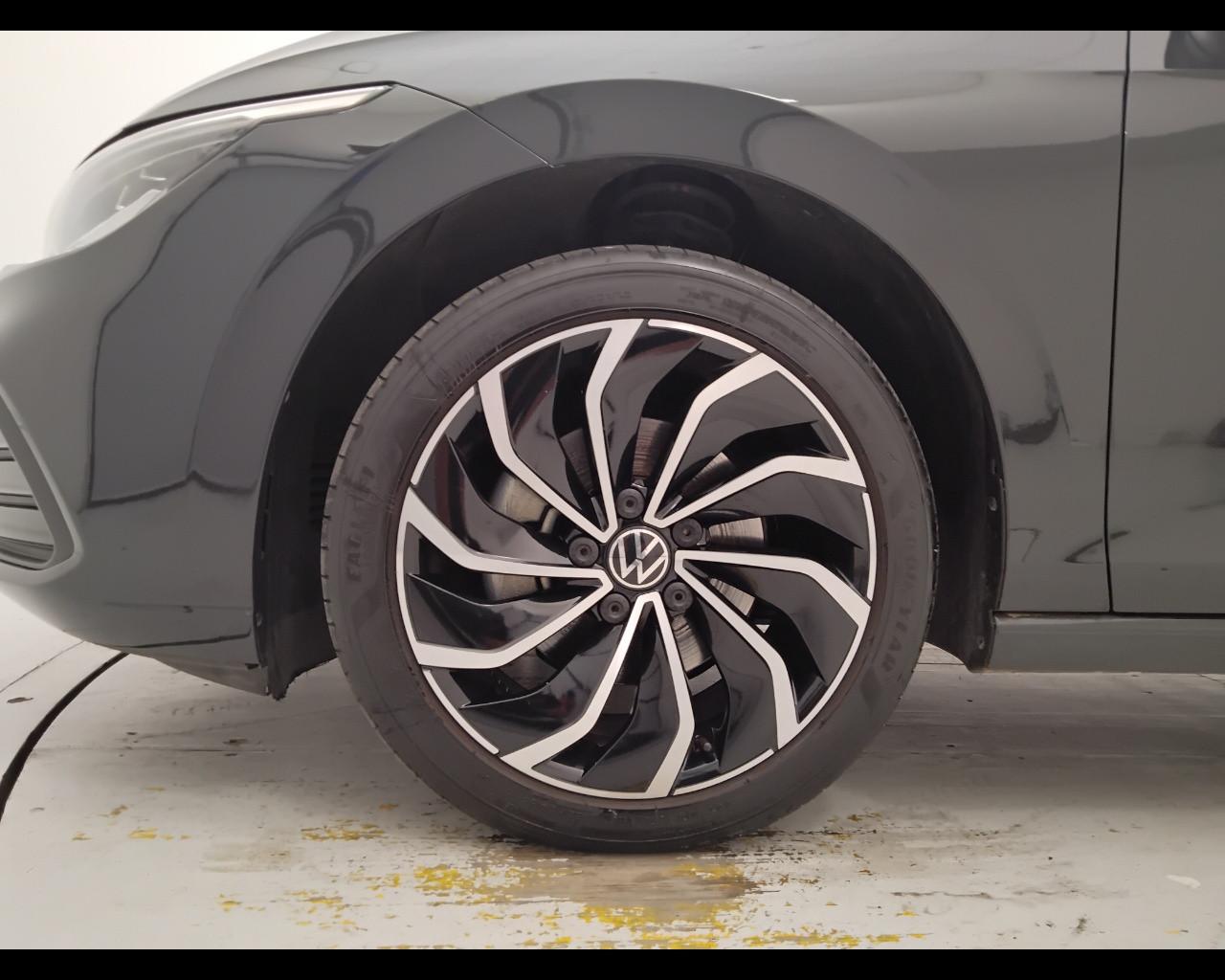 VOLKSWAGEN Golf VIII 2020 - Golf 1.0 tsi evo Life 110cv