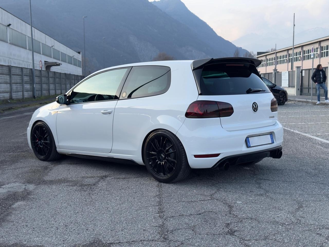 Volkswagen Golf GTI 6 2.0 Tsi DSG