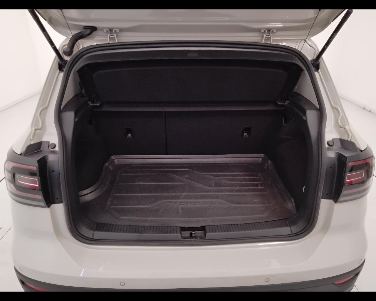 VOLKSWAGEN T-Cross 2019 - T-Cross 1.0 tsi Advanced 110cv